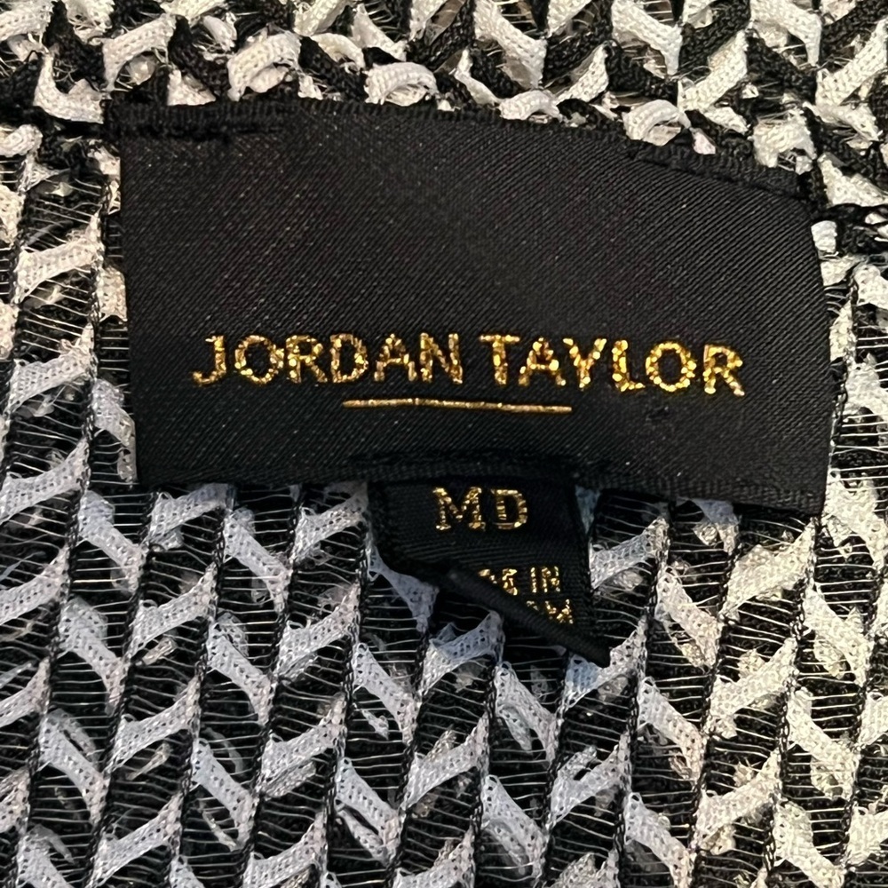 ❤️Designer Swim Cover Up - Black & White Chevron Pattern • Jordan Taylor - Picture 3 of 4